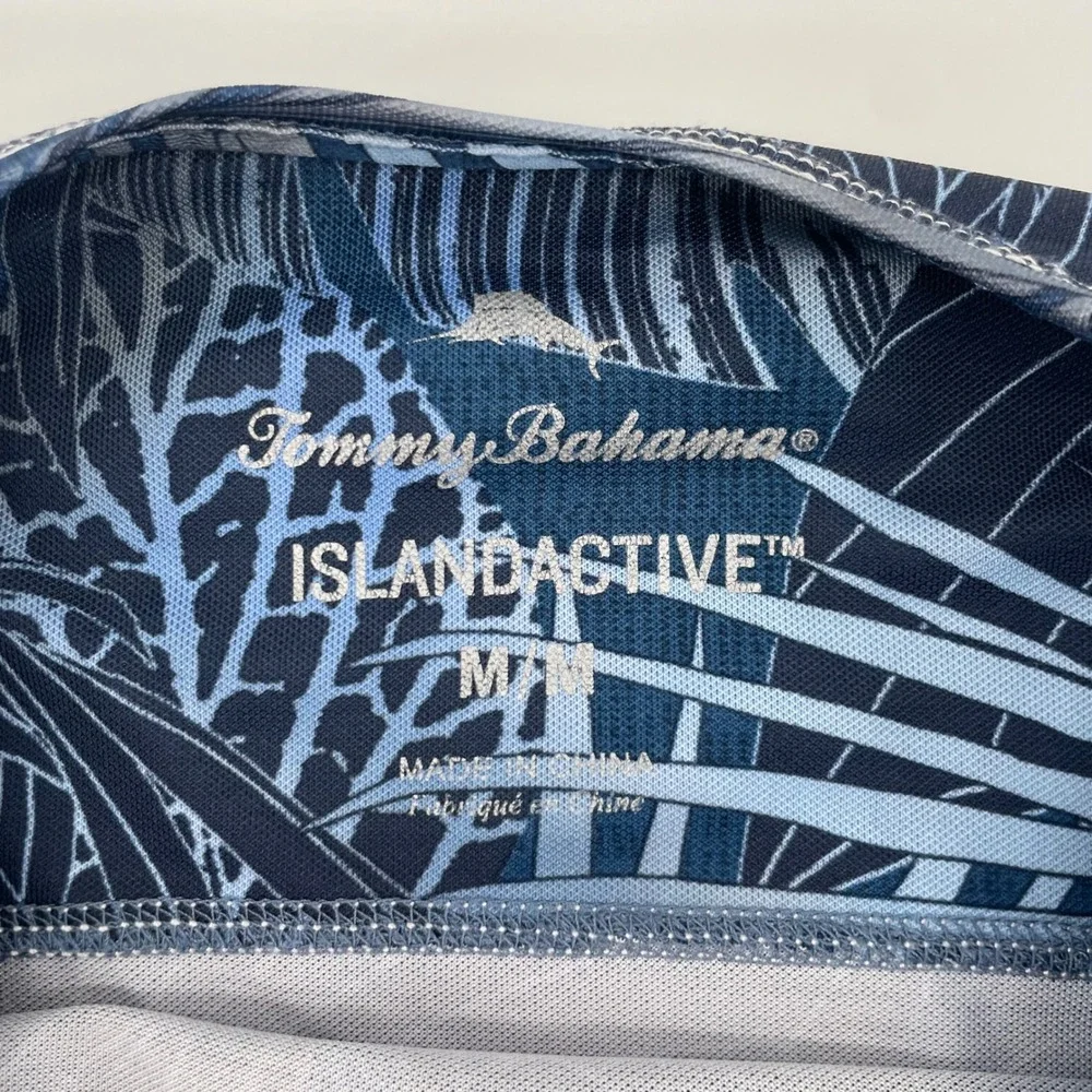 Tommy Bahama IslandActive Rash Guard Mens M‎ Blue Tropical Leaf Print Swim Top